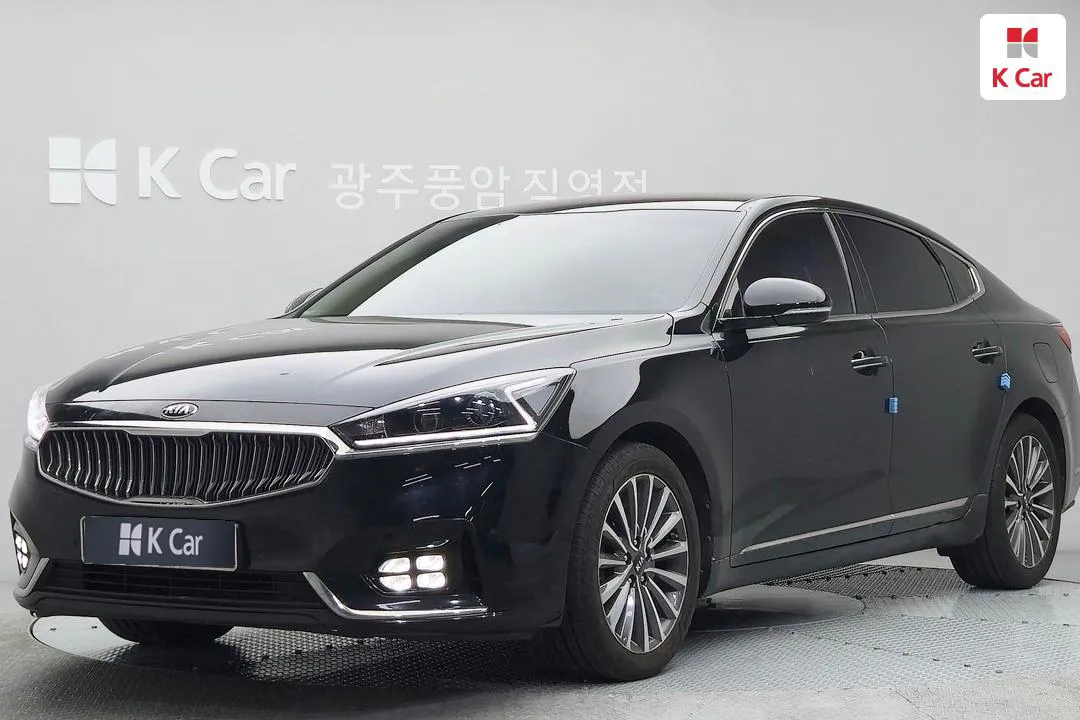 Kia K7 - фото 1
