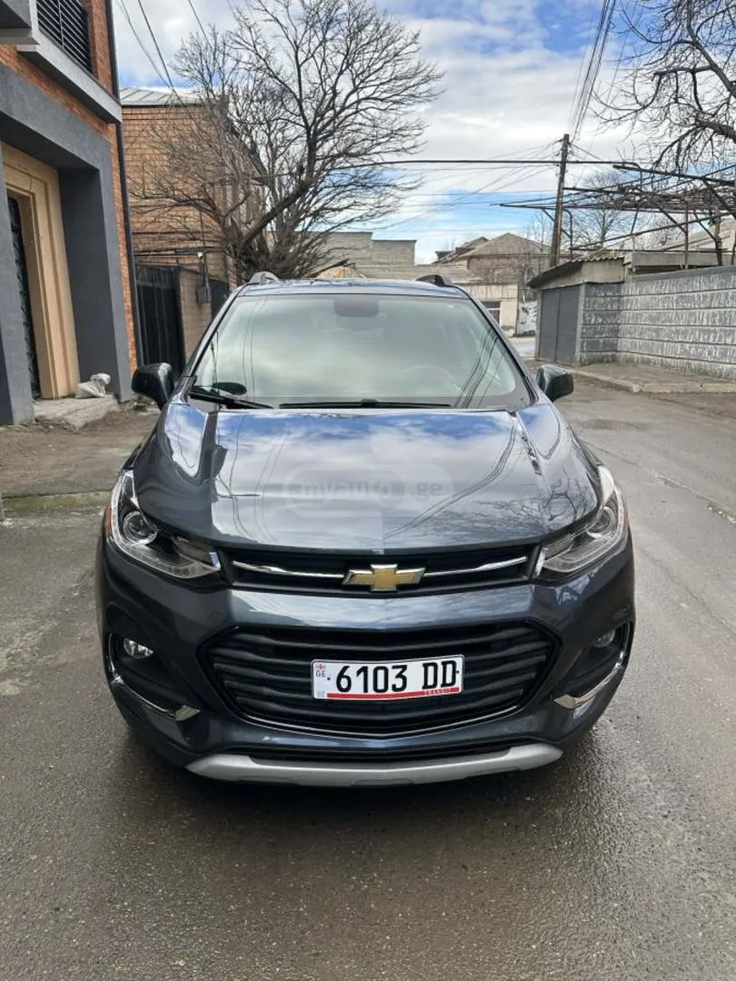 Chevrolet Trax - фото 1