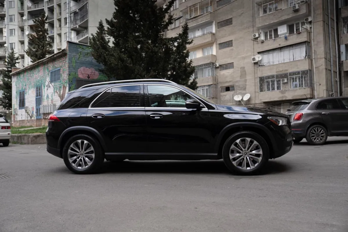 Mercedes-Benz GLE 350 - фото 1