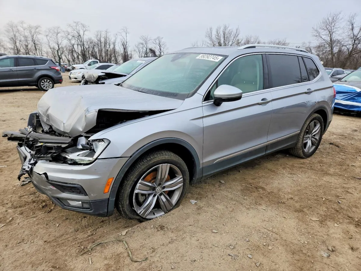 VOLKSWAGEN TIGUAN SE - фото 1