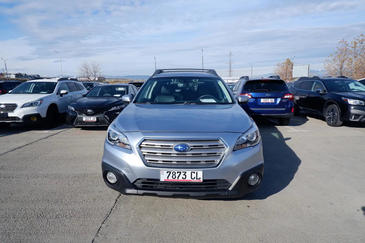 Subaru Outback - фото 1