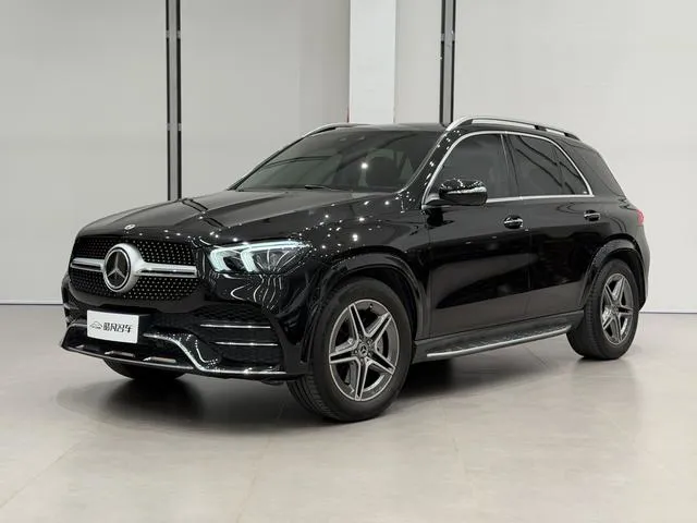 Mercedes-Benz GLE - фото 1