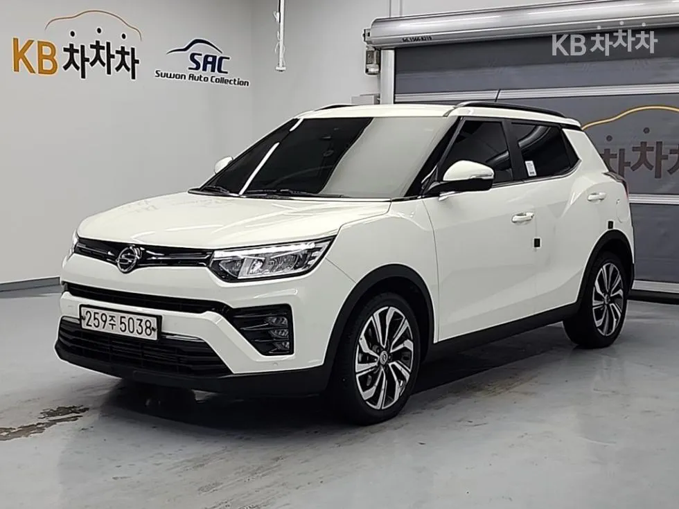 KG Mobility 베리 뉴 티볼리 가솔린 V3 2WD 기본형 - фото 1