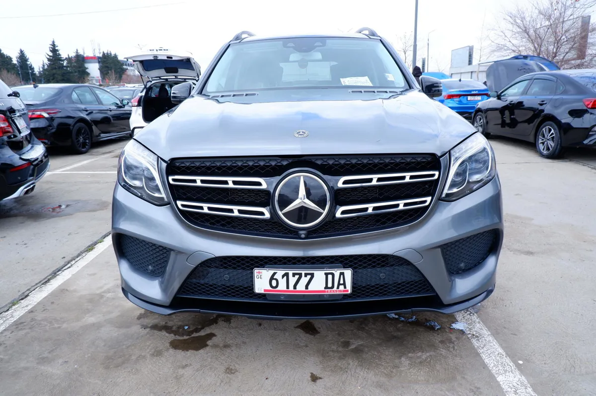 Mercedes-Benz GLS 550 - фото 1