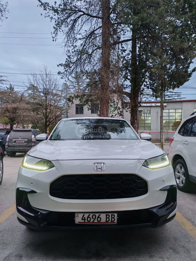 Honda HR-V - фото 1