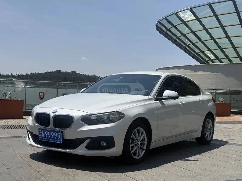 BMW 135 - фото 1