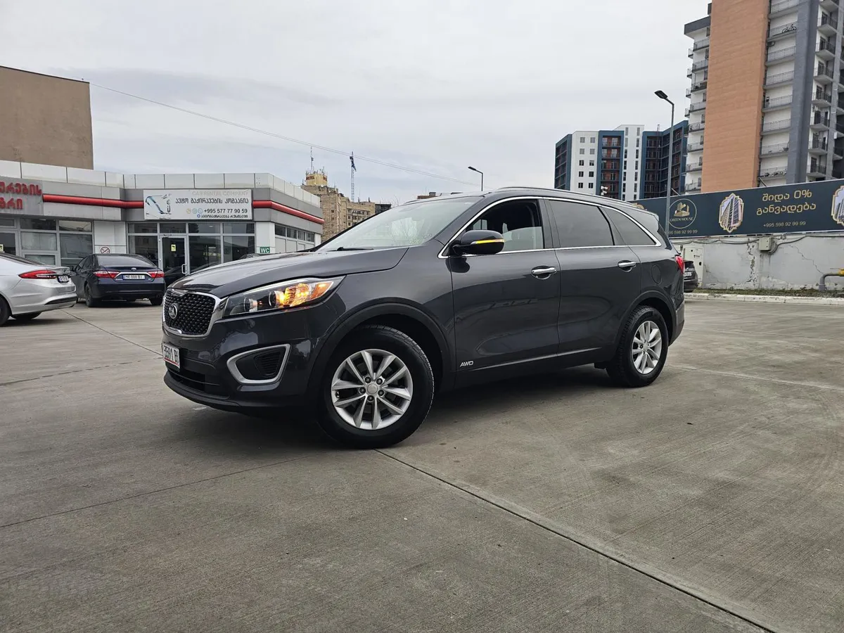 Kia Sorento - фото 1