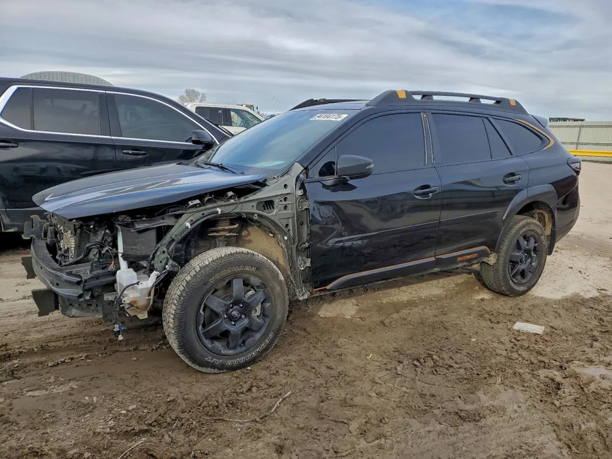 SUBARU OUTBACK - фото 1