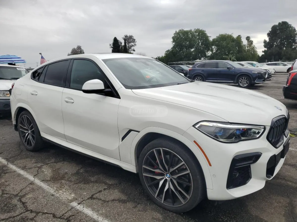 BMW X6 - фото 1