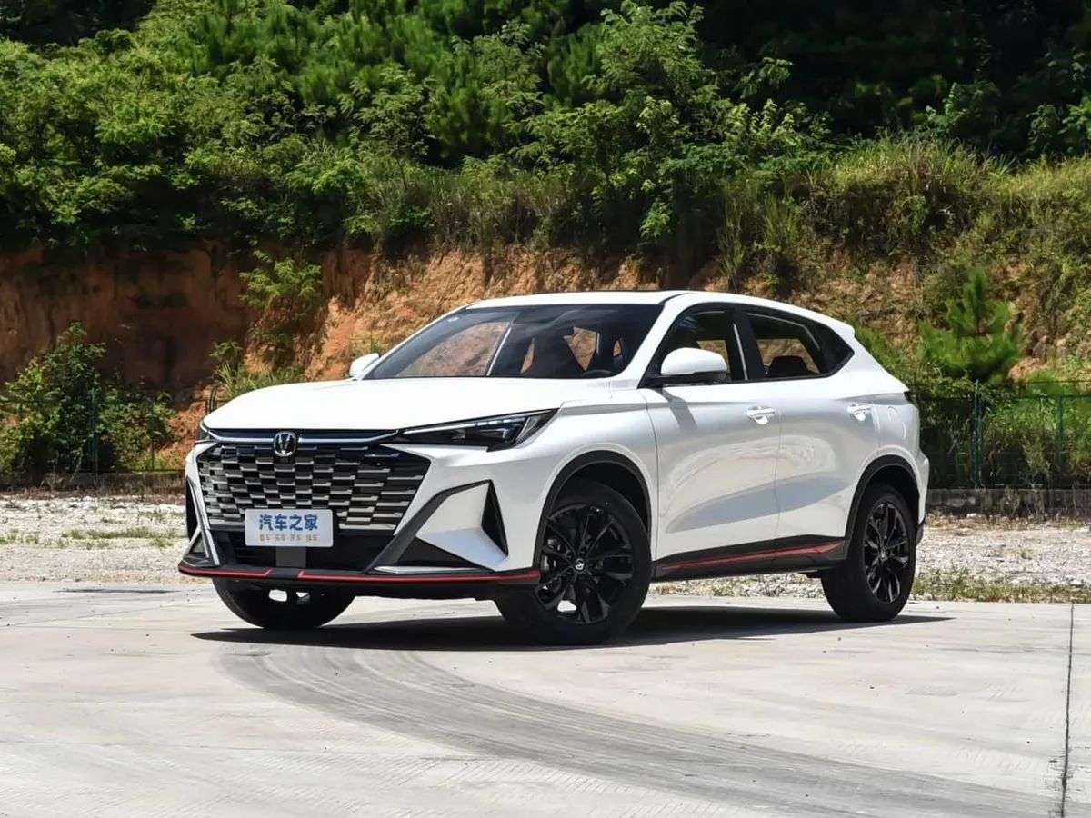 Changan X5 Plus - фото 1