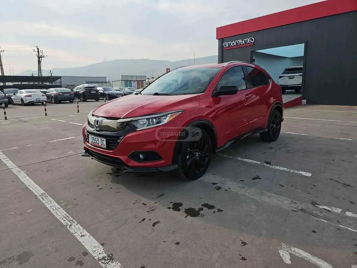 Honda HR-V - фото 1