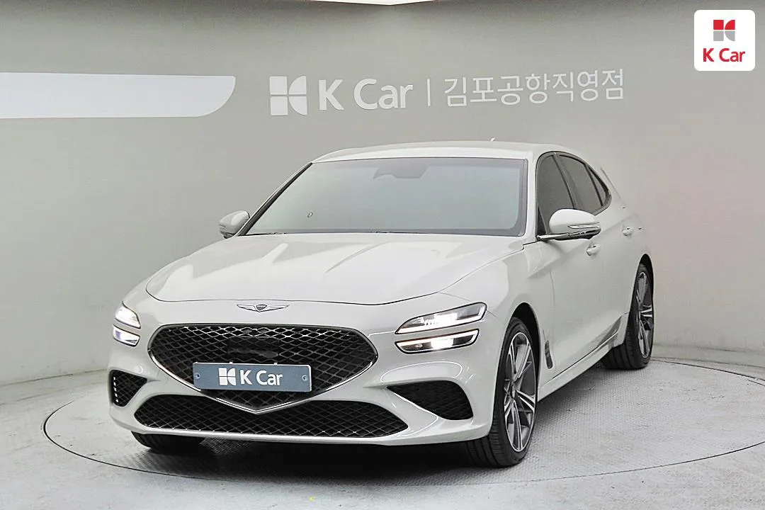 Genesis G70 - фото 1