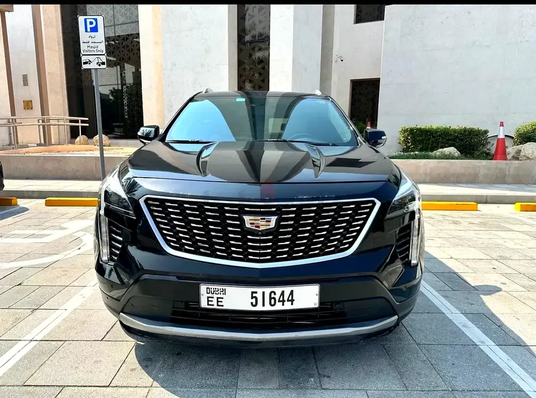 Cadillac XT4 - фото 1