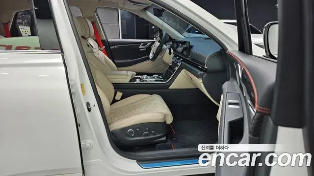 Genesis GV80 - фото 1