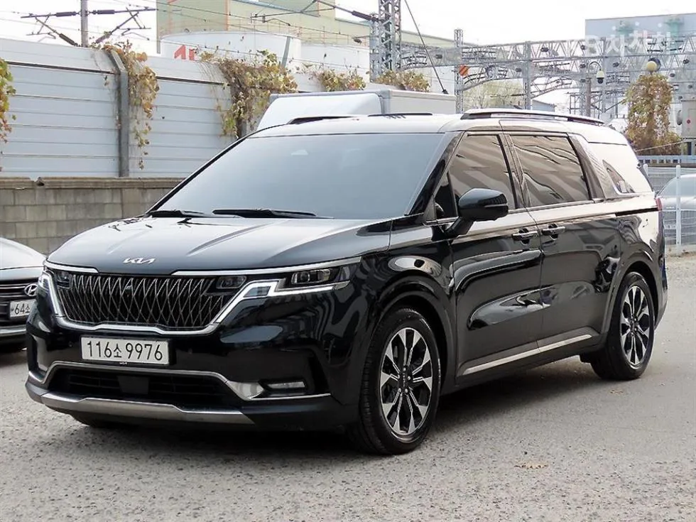 Kia 카니발 4세대 D2.2 9인승 노블레스 - фото 1