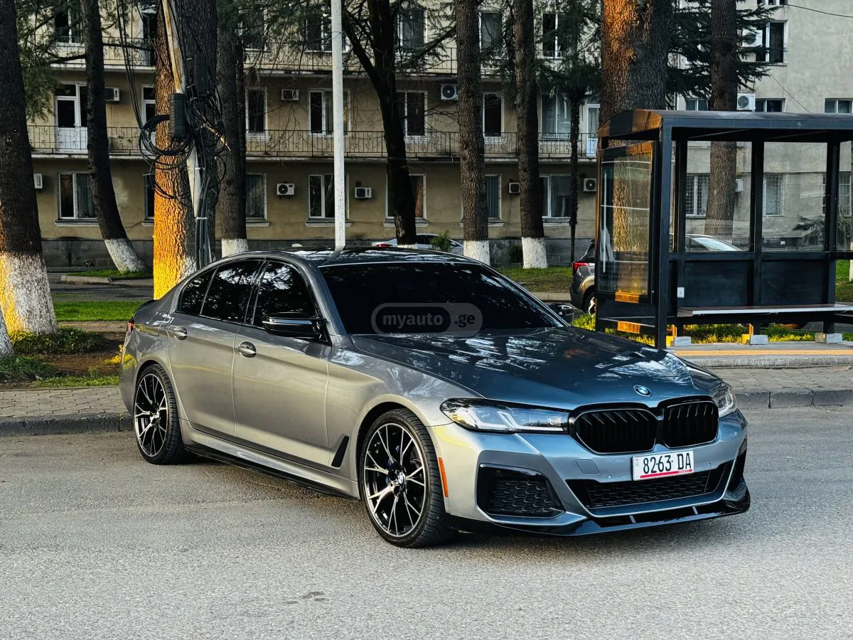 BMW 530 - фото 1
