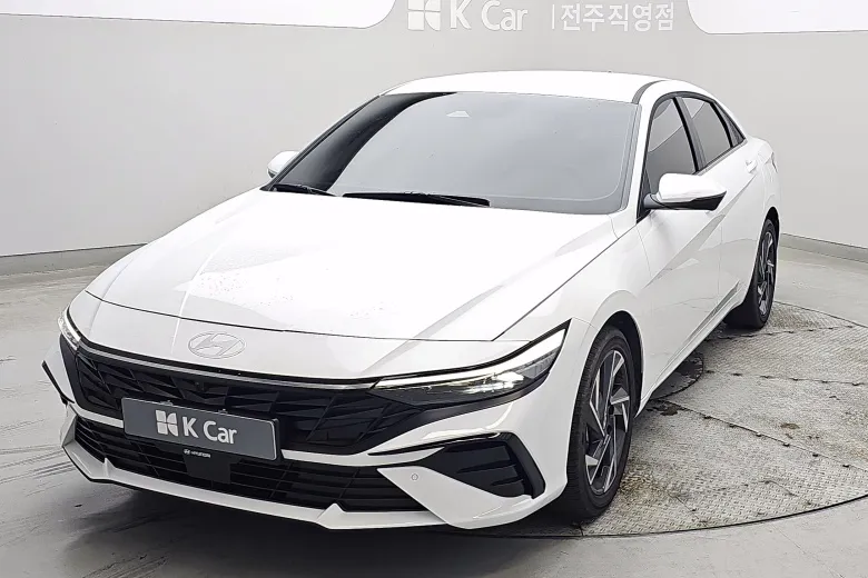 Hyundai 아반떼 - фото 1