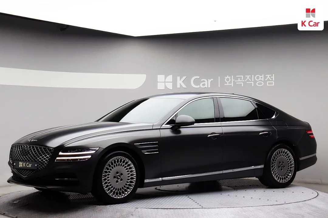 Genesis G80 - фото 1