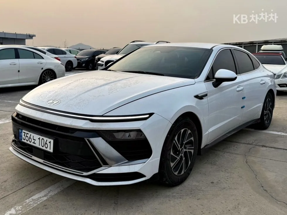 Hyundai 쏘나타 디 엣지 하이브리드(DN8) 2.0 HEV 프리미엄 - фото 1