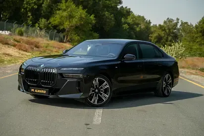 BMW 7-Series - фото 1