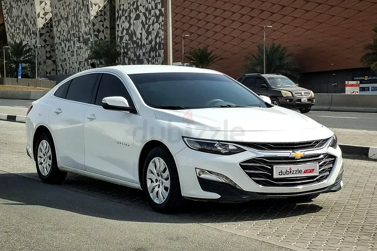 Chevrolet Malibu - фото 1