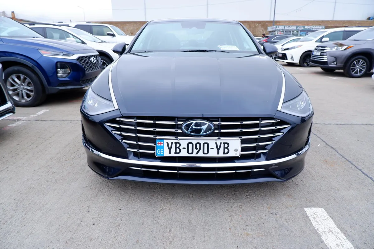 Hyundai Sonata - фото 1