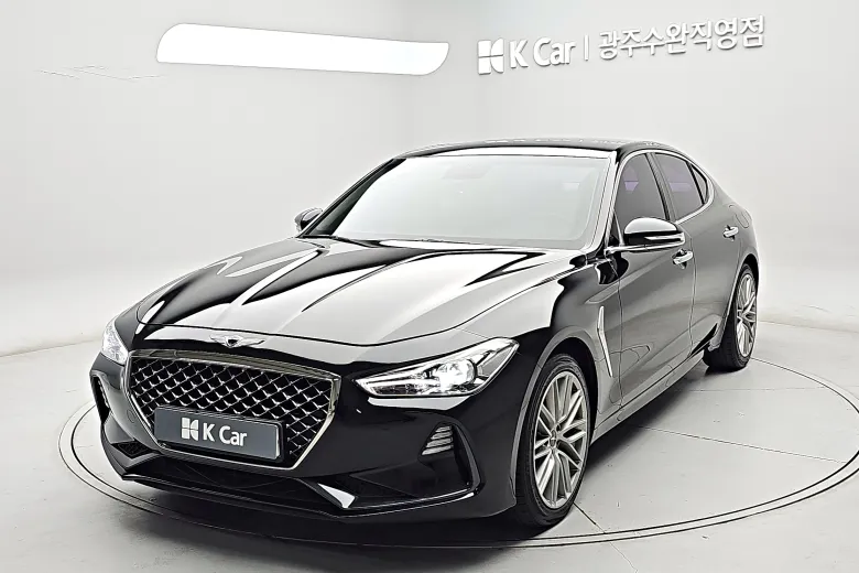 Genesis G70 - фото 1