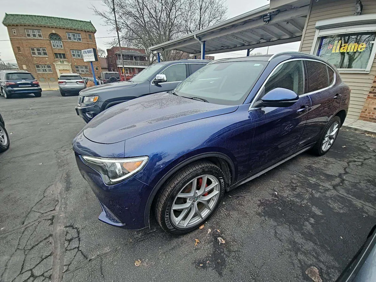 Alfa Romeo Stelvio Ti - фото 1