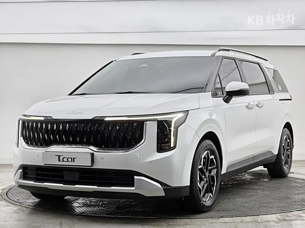 Kia 더 뉴 카니발 4세대 D2.2 9인승 프레스티지 - фото 1