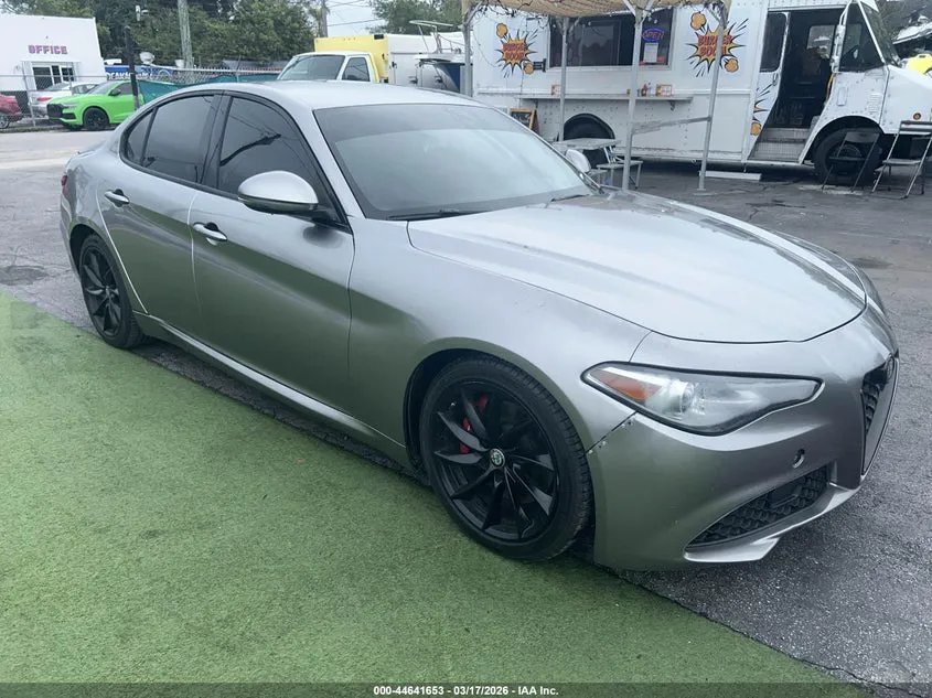 ALFA ROMEO GIULIA RWD - фото 1