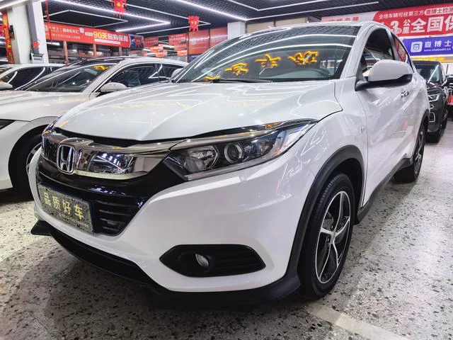 Honda Vezel - фото 1