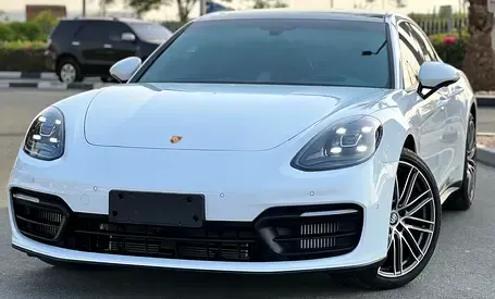 Porsche Panamera - фото 1