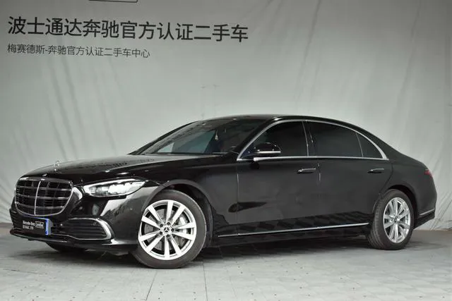 Mercedes-Benz S-Class - фото 1