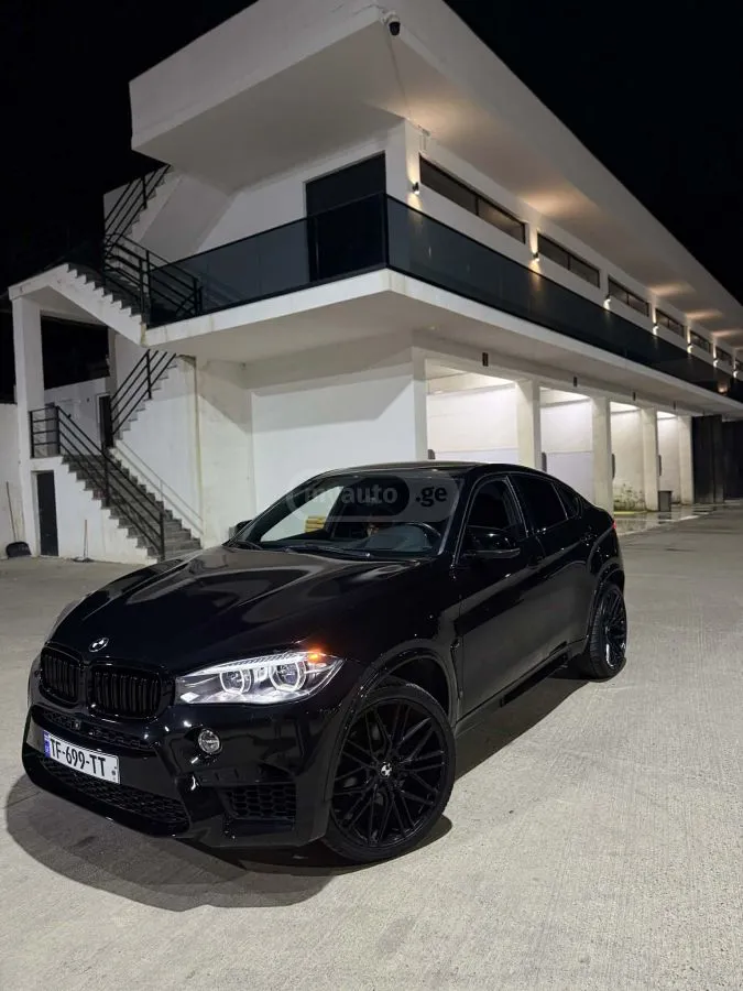 BMW X6 - фото 1