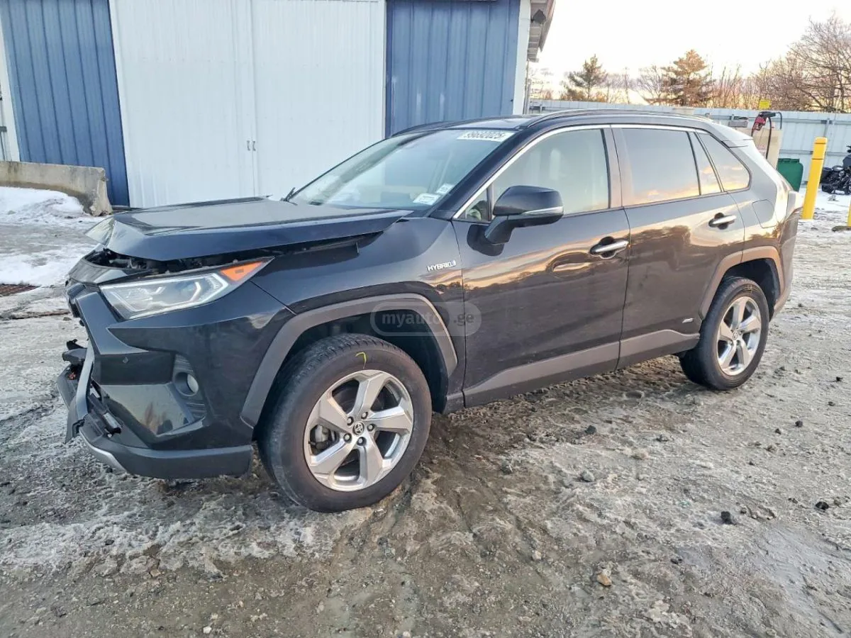 Toyota RAV 4 - фото 1