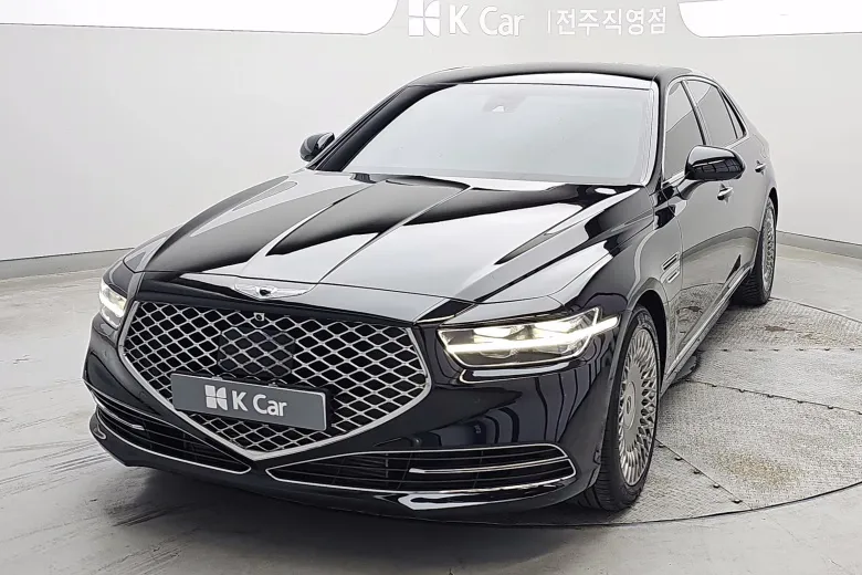 Genesis G90 - фото 1