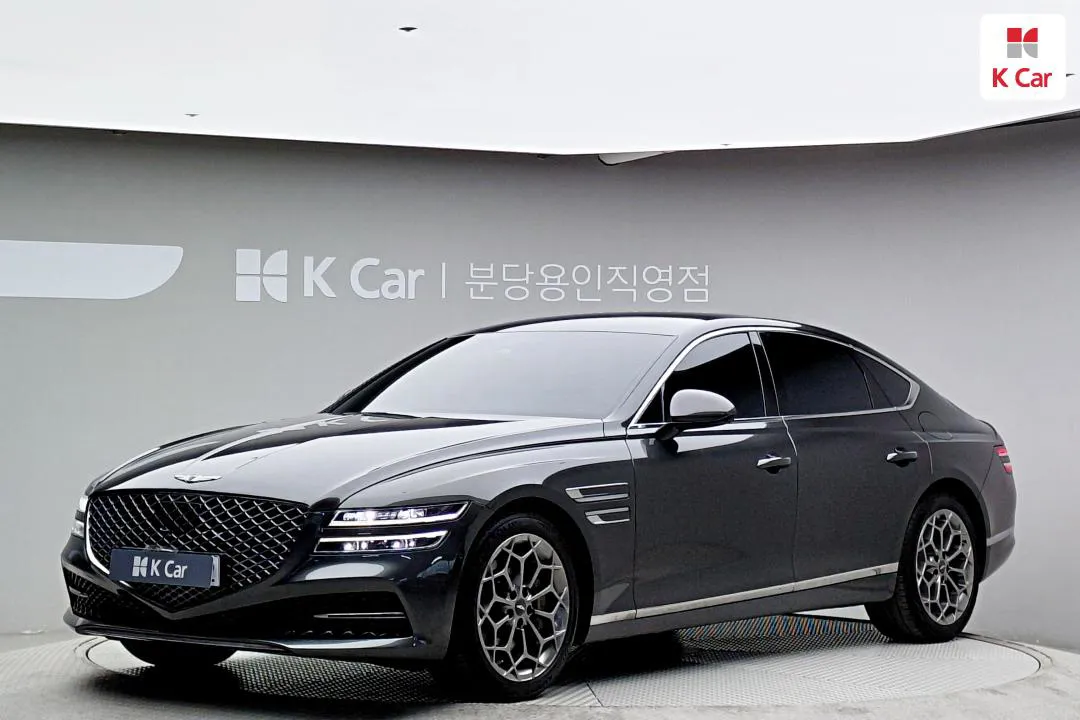 Genesis G80 - фото 1