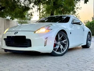 Nissan 370z - фото 1