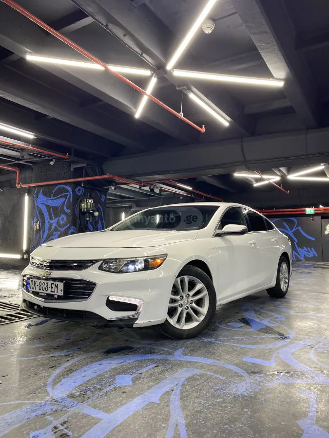 Chevrolet Malibu - фото 1