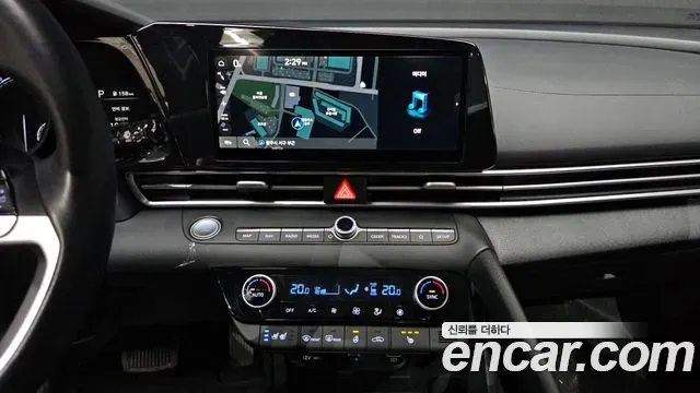 Hyundai AVANTE - фото 1