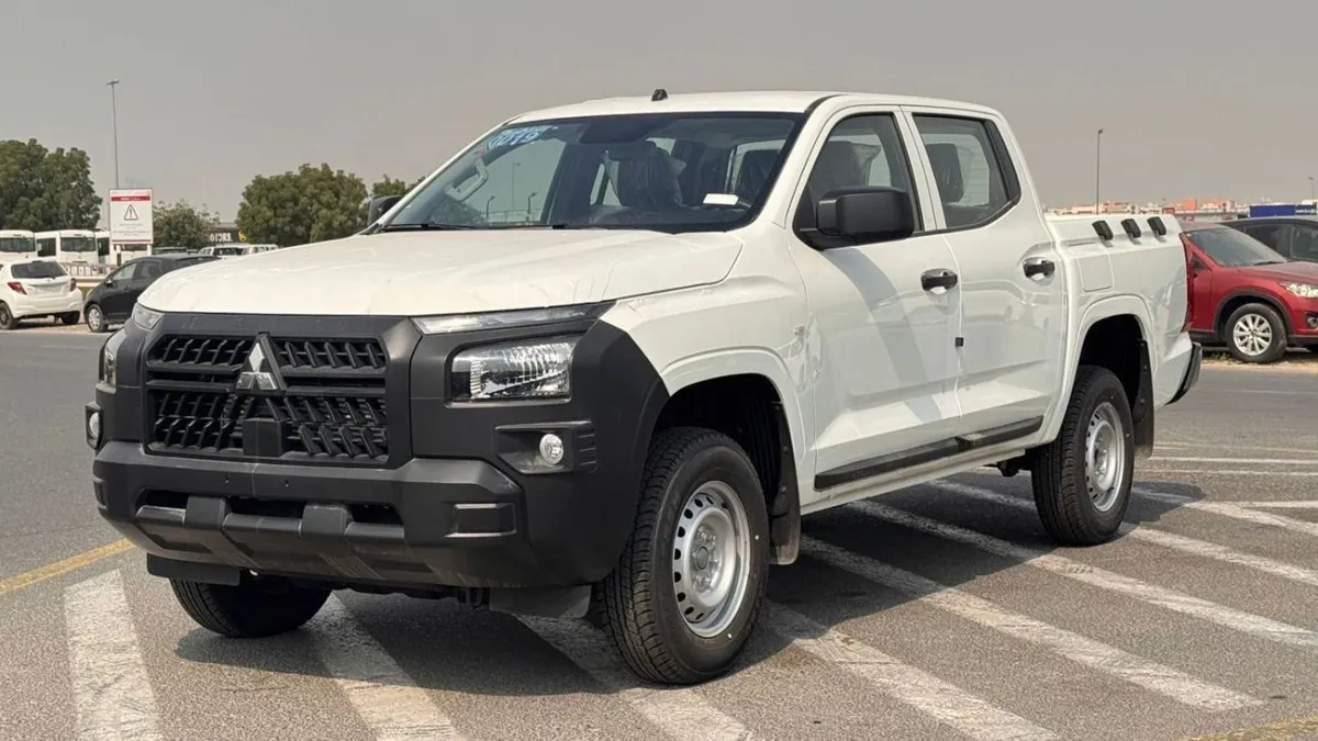 Mitsubishi L200 - фото 1