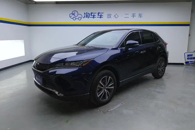 Toyota HARRIER - фото 1