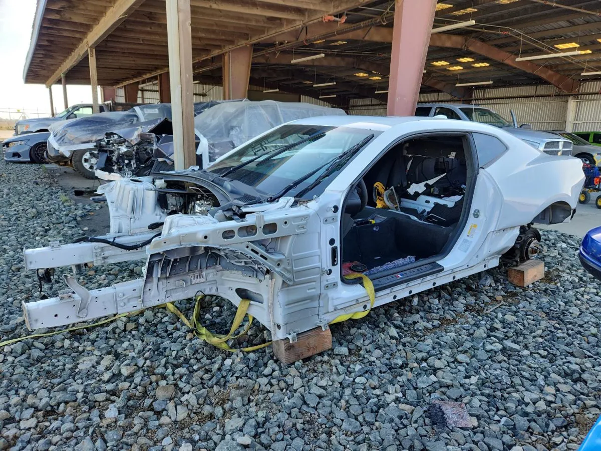 CHEVROLET CAMARO ZL1 - фото 1