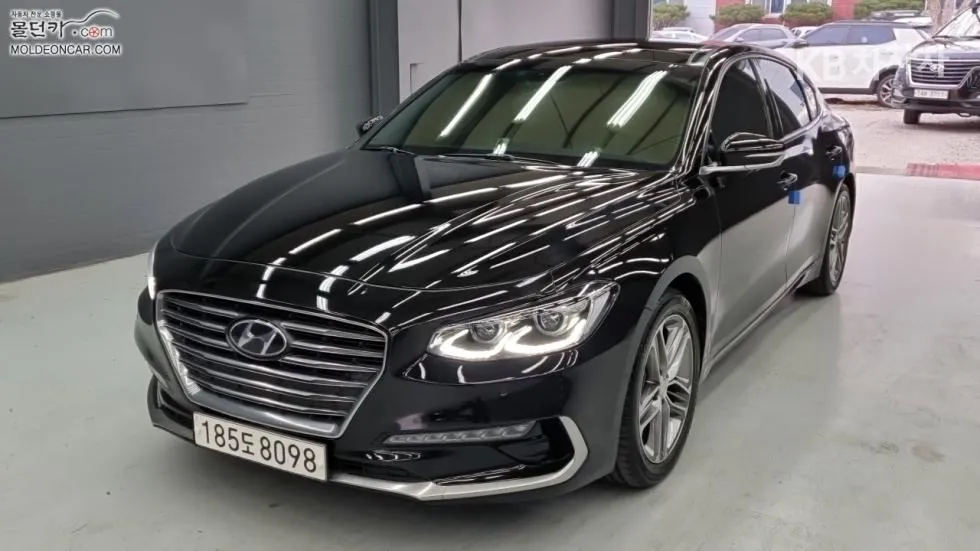 Hyundai 그랜저IG 3.0 LPi 익스클루시브 기본형 - фото 1