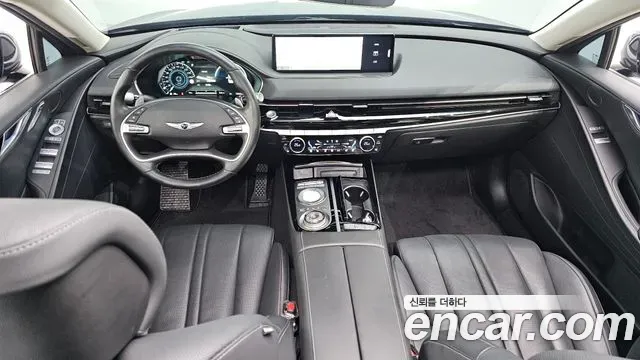 Genesis G80 - фото 1
