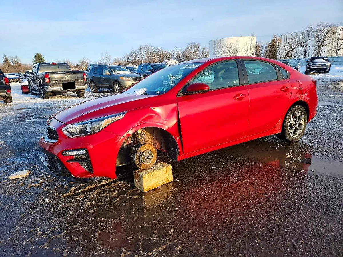 KIA FORTE FE - фото 1