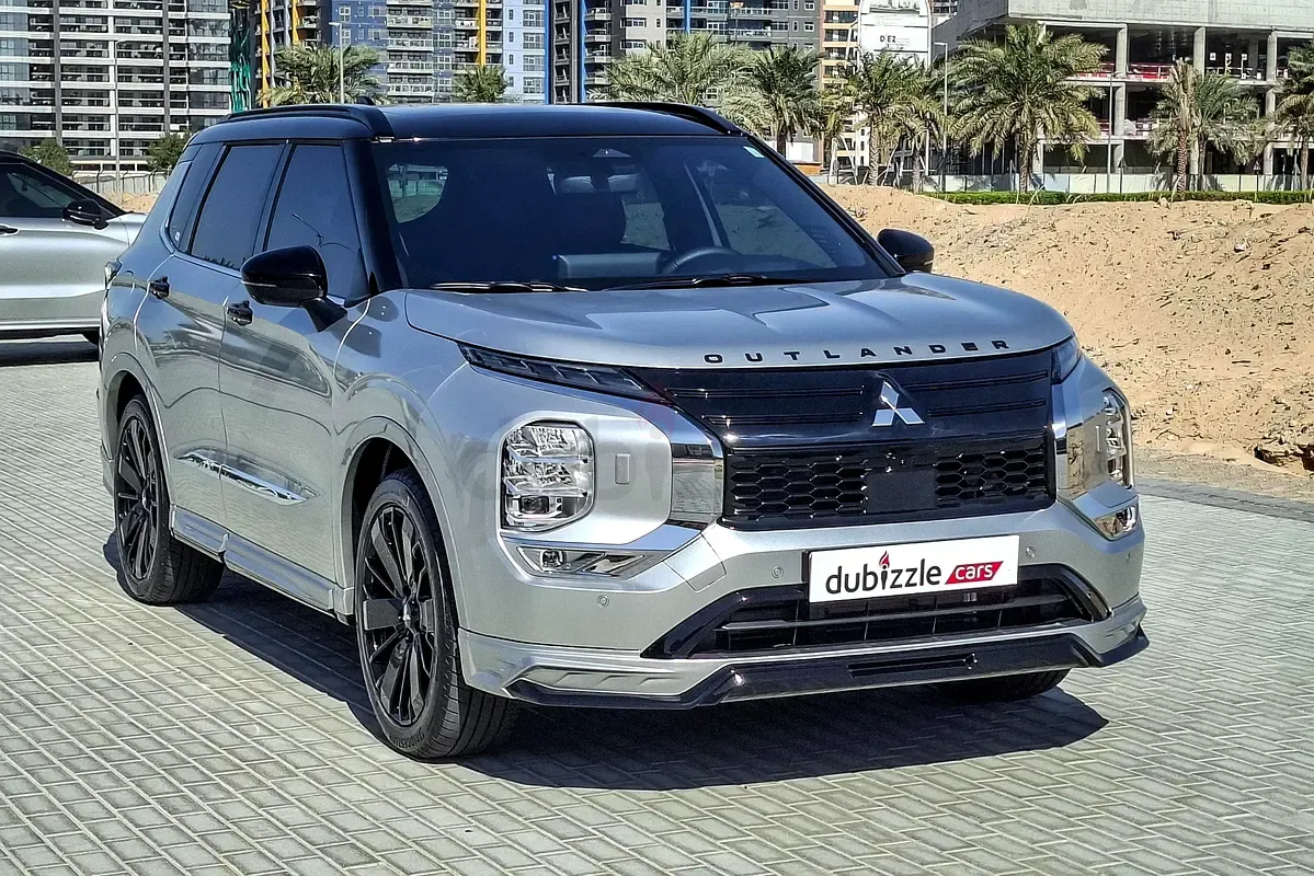 Mitsubishi Outlander - фото 1