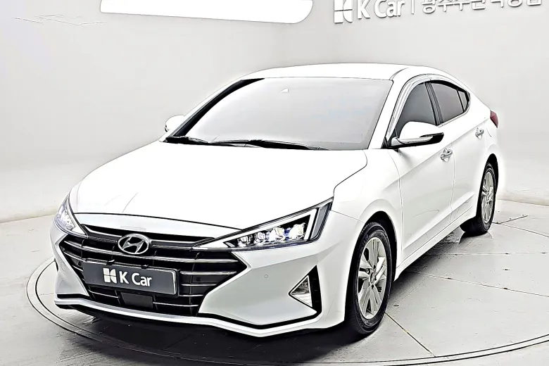 Hyundai 아반떼 - фото 1