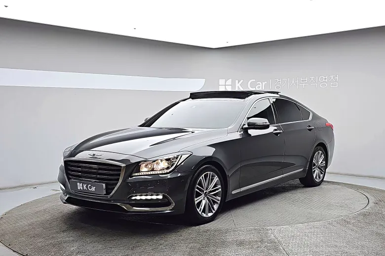 Genesis G80 - фото 1