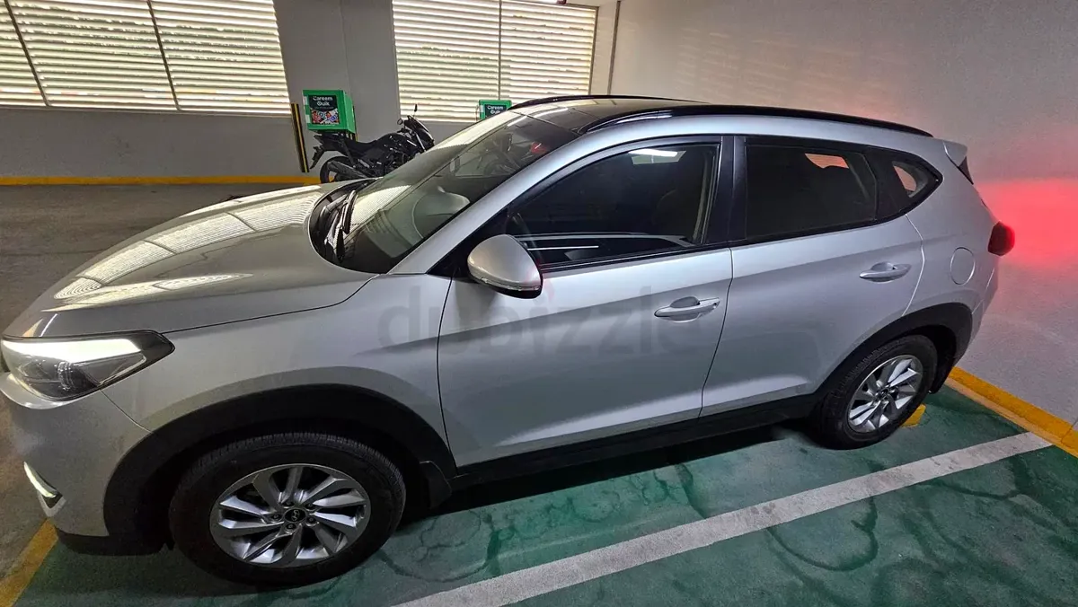 Hyundai Tucson - фото 1